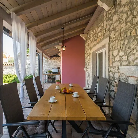 Idyllisches Istrisches Steinhaus Mit Whirlpool, Tischtennis, Grill Und Klimatisierten Schlafzimmern * ポレッチ