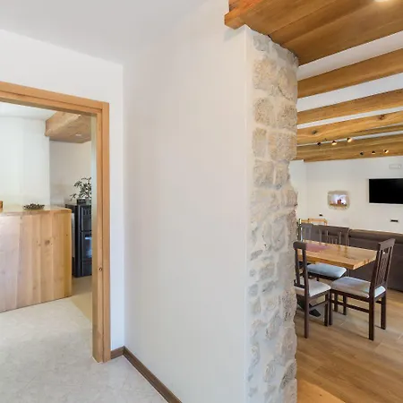 Idyllisches Istrisches Steinhaus Mit Whirlpool, Tischtennis, Grill Und Klimatisierten Schlafzimmern 別荘 *