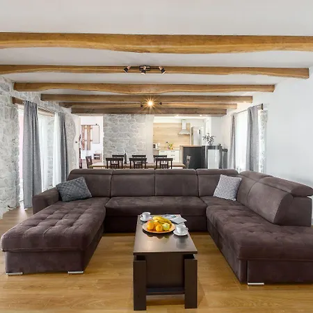 Idyllisches Istrisches Steinhaus Mit Whirlpool, Tischtennis, Grill Und Klimatisierten Schlafzimmern * ポレッチ